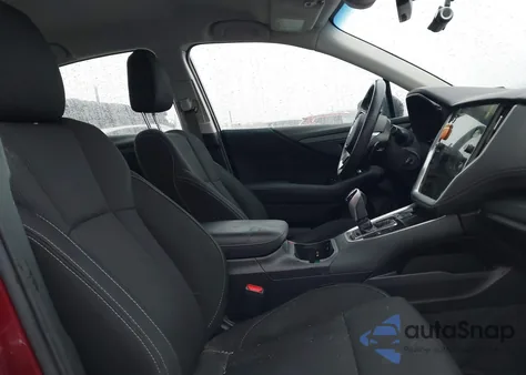 2021 Subaru Legacy Premium из США, поврежденный, VIN 4S3BWAC60M3016104